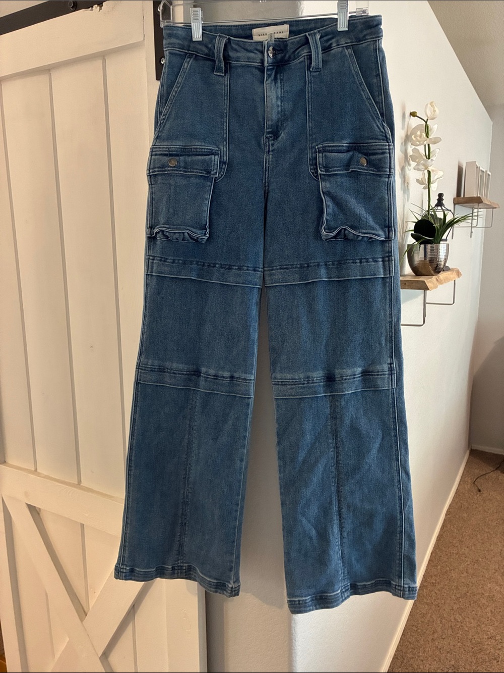 NWOT!! Stretch Cargo Wide-Leg Jeans in Denim Blue
